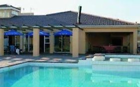 The Hermanus Holiday Self Catering Beach Club